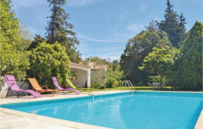 Amazing home in Miramas w/ WiFi and 2 Bedrooms